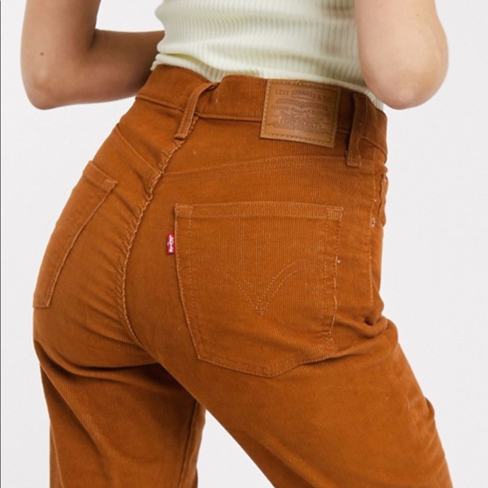 Levi’s Ribcage Flare Cord Jeans in Caramel Cafe - Picture 9 of 13